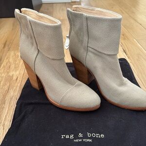 Rag. & Bone Classic Newbury Boot in Taipe Canvas - size 39